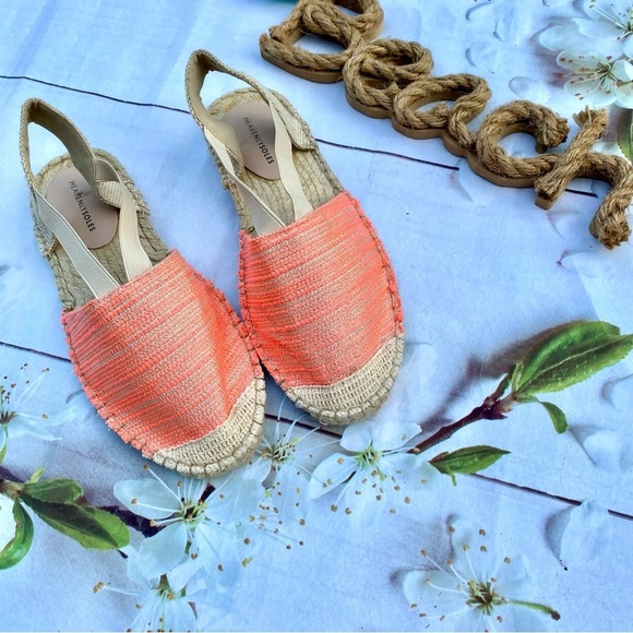 New Comfy espadrille straw boho sandals from the brand Heavenly Soles beach vibe - Picture 4 of 12